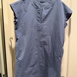 Vineyard Vines Blue Casual Button Down Shirt